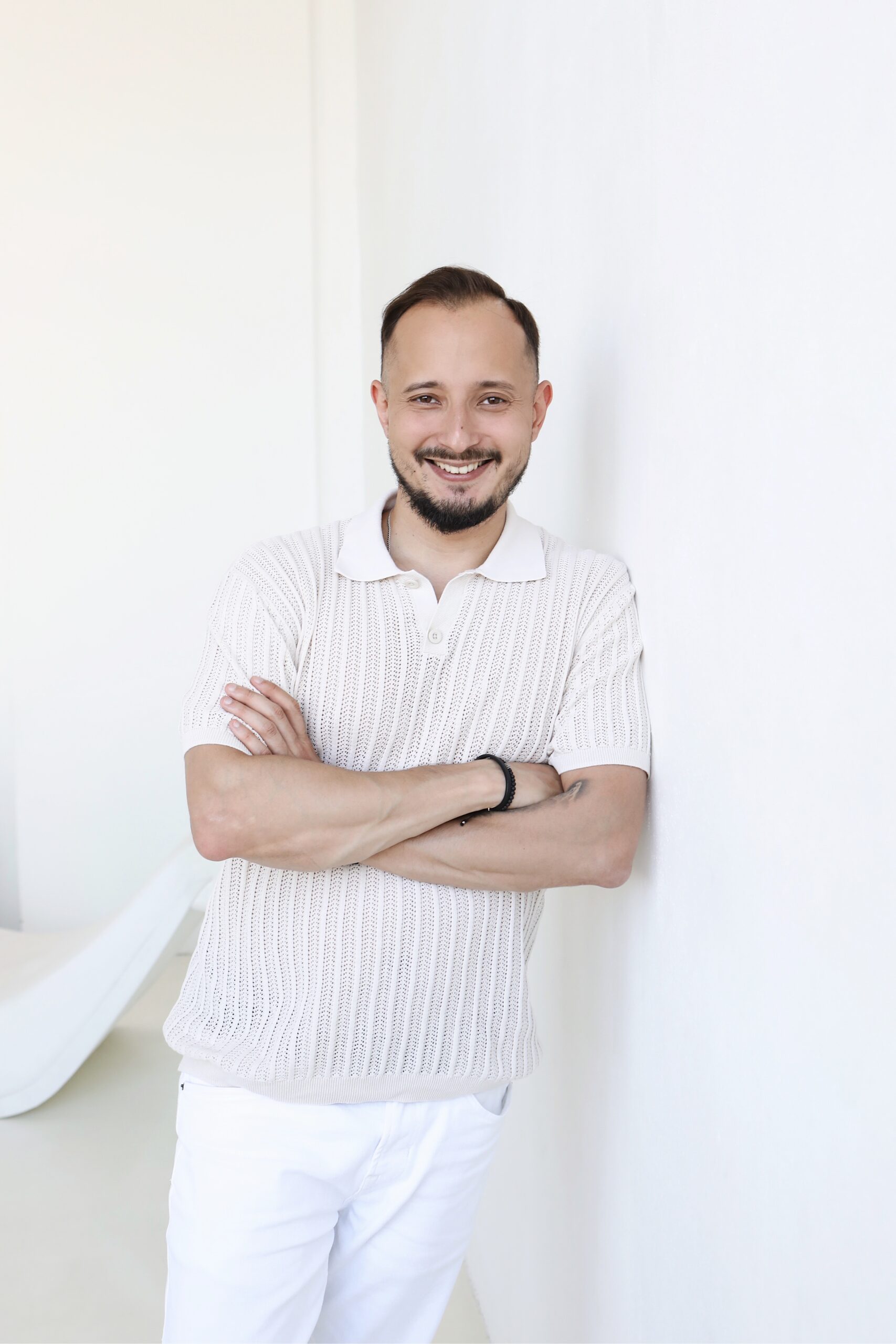 ВАЛЕРИЙ Директор